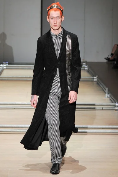 Look 23